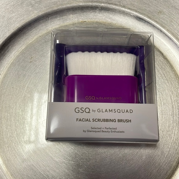 GSQ by Glamsquad Facial Scrubbing Brush - Picture 2 of 8